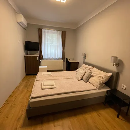 Haus - Podmaniczky Szallas, Bor, Balaton Kwatera prywatna Balatonföldvár